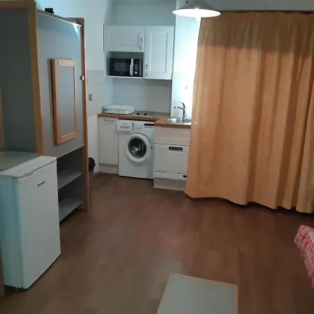 Lejlighed 2* Avec Balcon, Wifi Et Parking, Centre-ville - Fr-1-512-80 Brides-les-Bains