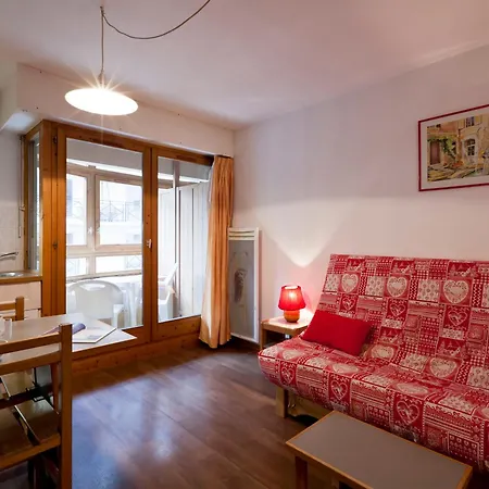 2* Avec Balcon, Wifi Et Parking, Centre-ville - Fr-1-512-80 Lejlighed