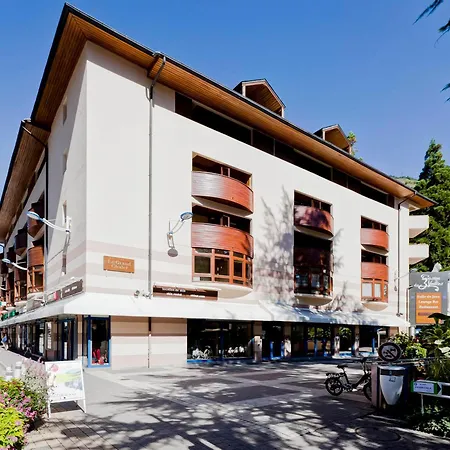 Lejlighed 2* Avec Balcon, Wifi Et Parking, Centre-ville - Fr-1-512-80 *